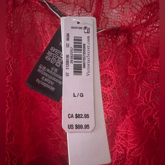 NWT- Women’s Victoria’s Secret Lace Top Satin Slip - Picture 4 of 4